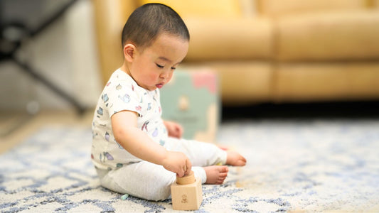 Pincer Grasp Activities for Babies: Boost Fine Motor Skills